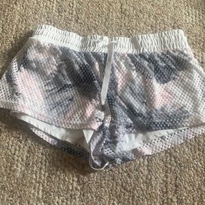Short fabletic shorts